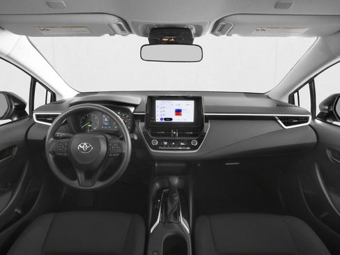 Used 2026 Toyota Corolla LE FWD image 5