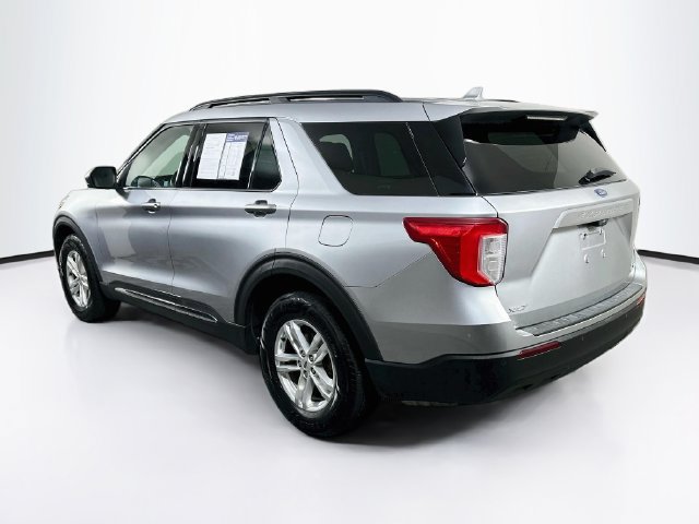Used 2020 Ford Explorer XLT w/ Comfort Package AWD/4WD image 6