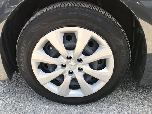 Used 2025 Toyota Corolla LE image 10