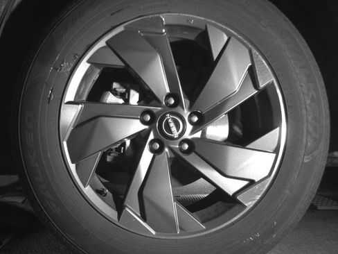 Used 2025 Nissan Rogue SV FWD image 12