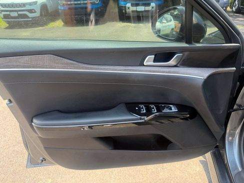 Used 2021 Kia K5 EX FWD image 9