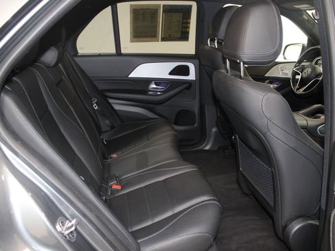 Used 2024 Mercedes-Benz GLE 450e 4MATIC image 31