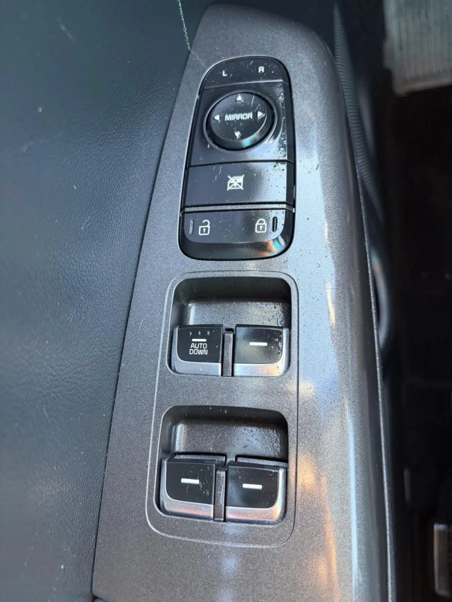 Used 2019 Kia Sportage LX w/ LX Popular Package FWD image 24