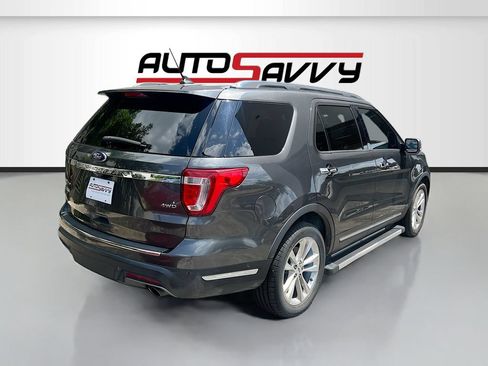 Used 2019 Ford Explorer Limited w/ Ford Safe & Smart Package AWD/4WD image 7