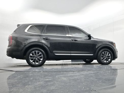 Certified 2023 Kia Telluride LX image 41