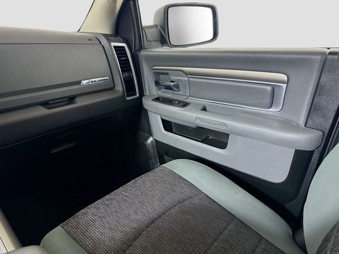 Used 2018 RAM 1500 Big Horn image 19