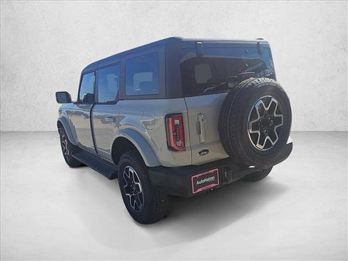 New 2025 Ford Bronco Outer Banks image 3