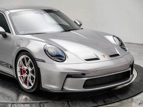 Used 2023 Porsche 911 GT3 RWD image 31