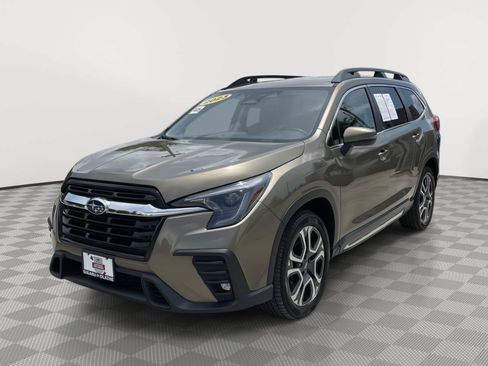 Certified 2023 Subaru Ascent Limited AWD/4WD image 10