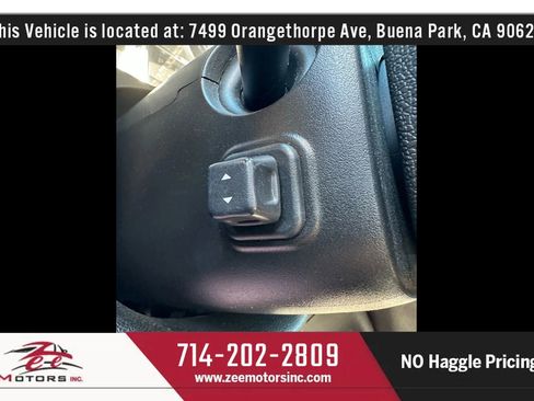 Used 2010 Cadillac Escalade Hybrid image 30