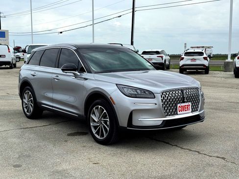 Used 2024 Lincoln Corsair FWD w/ Equipment Group 101A image 4