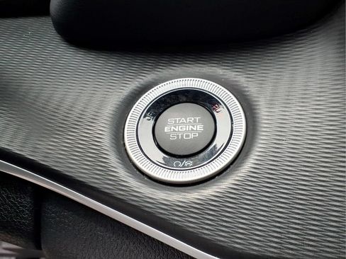 Used 2024 Jeep Grand Cherokee Altitude AWD/4WD image 9