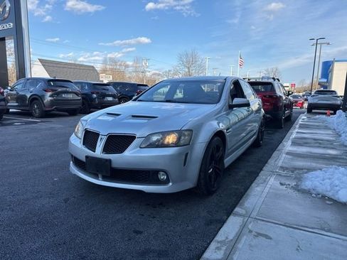 Used 2009 Pontiac G8 w/ Premium Package image 6