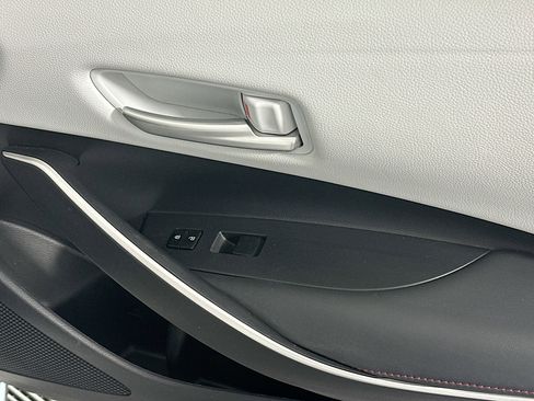 Used 2023 Toyota Corolla SE FWD image 29