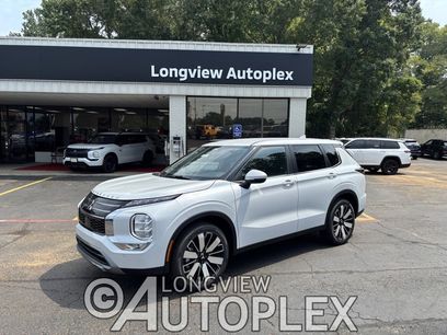 New 2025 Mitsubishi Outlander SE