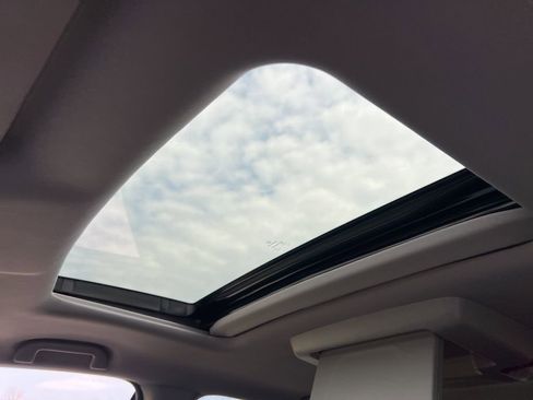 Used 2022 Honda Pilot Touring image 34