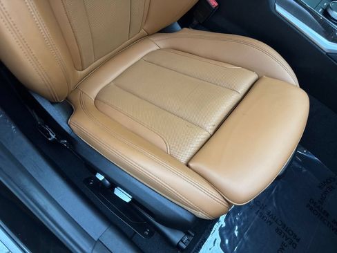 Used 2023 BMW 330i Sedan w/ Convenience Package RWD image 46