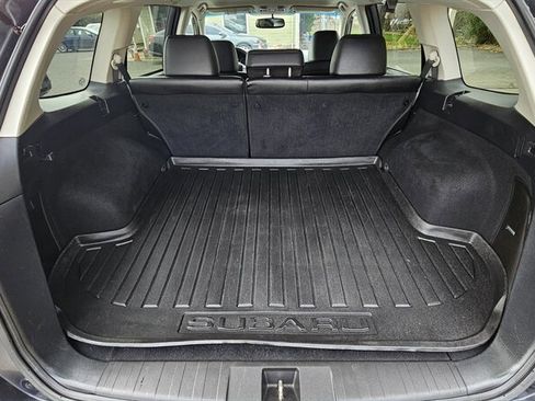 Used 2013 Subaru Outback 3.6R Limited w/ Moonroof Pkg image 7