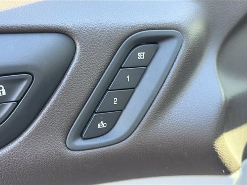 Used 2017 GMC Acadia SLT w/ LPO, Cargo Package image 20