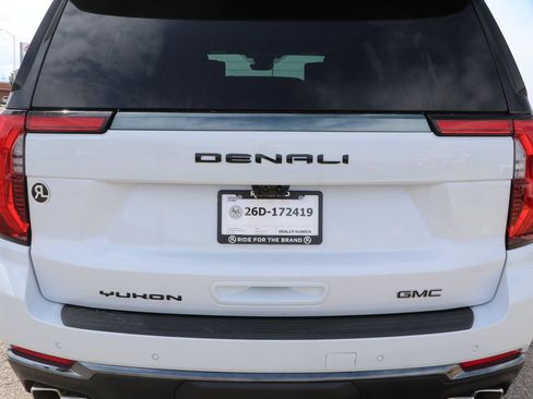 New 2026 GMC Yukon XL Denali Ultimate AWD/4WD image 6