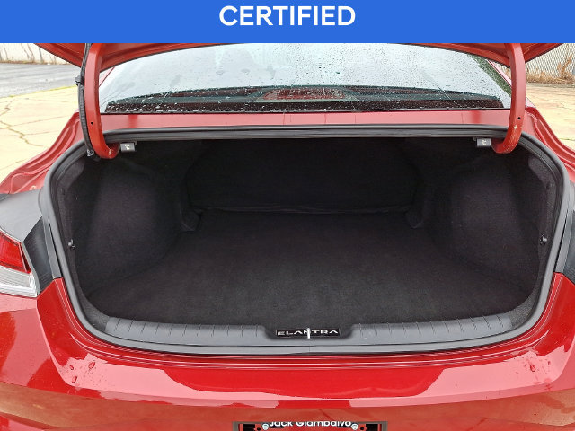 Certified 2023 Hyundai Elantra SEL w/ Convenience Package FWD image 30