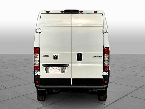 New 2026 RAM ProMaster 2500 w/ Convenience Group image 5