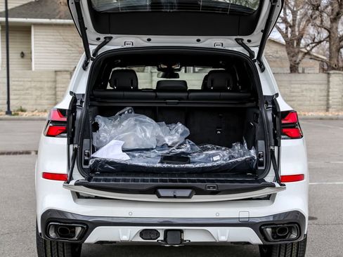 New 2026 BMW X5 xDrive40i w/ M Sport Package image 26
