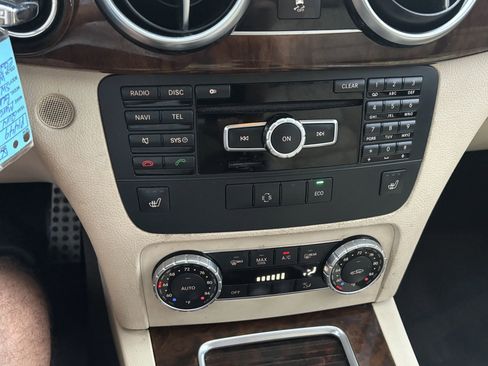 Used 2014 Mercedes-Benz GLK 350 4MATIC image 20