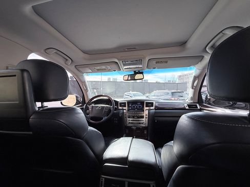 Used 2013 Lexus LX 570 4WD image 13
