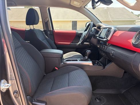 Used 2023 Toyota Tacoma SR5 RWD image 20