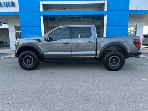 Used 2025 Ford F150 Raptor AWD/4WD image 4