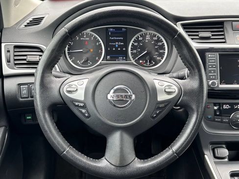 Used 2019 Nissan Sentra SV FWD image 19
