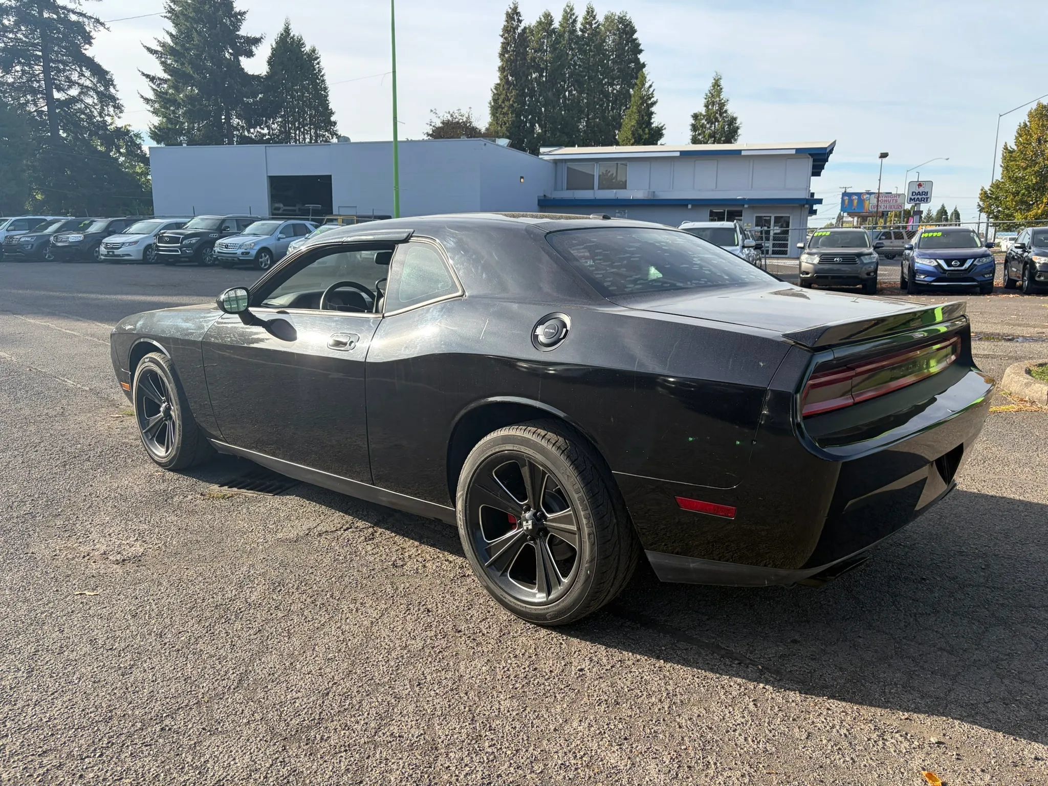 Used 2010 Dodge Challenger R/T RWD image 8