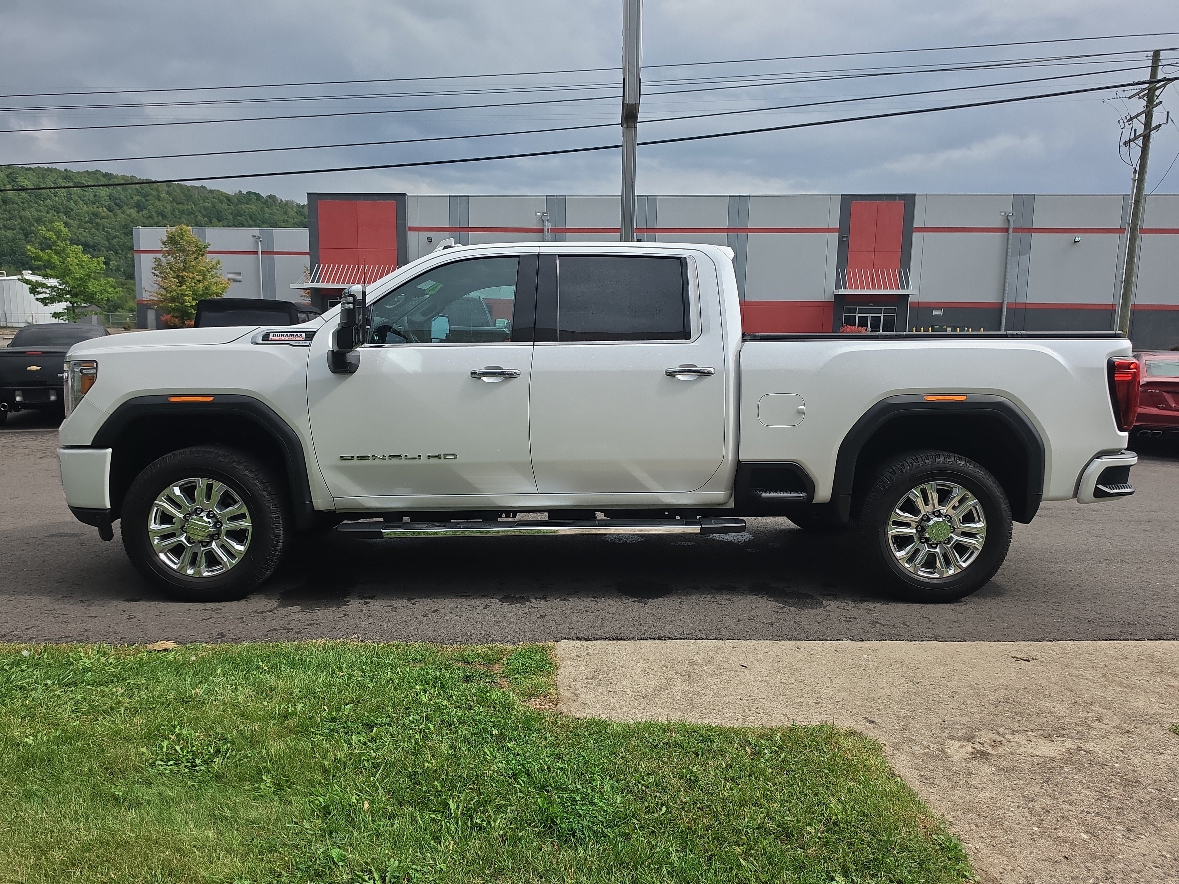 Used 2021 GMC Sierra 2500 Denali w/ Denali Ultimate Package AWD/4WD image 7
