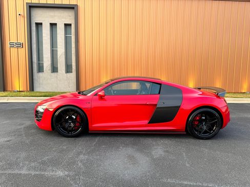 Used 2011 Audi R8 V10 AWD/4WD image 26
