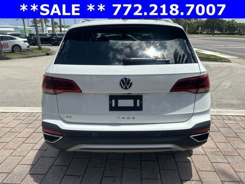 Certified 2024 Volkswagen Taos SE FWD image 8