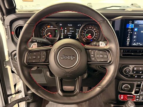 Used 2024 Jeep Wrangler Unlimited Rubicon 392 image 19