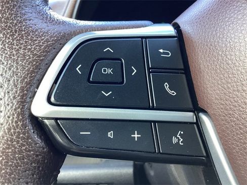 Certified 2021 Toyota Sienna Platinum image 22