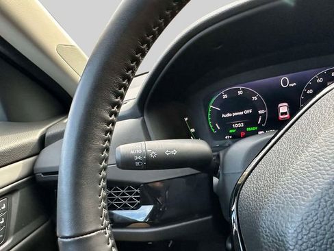 Certified 2025 Honda Accord Touring image 28