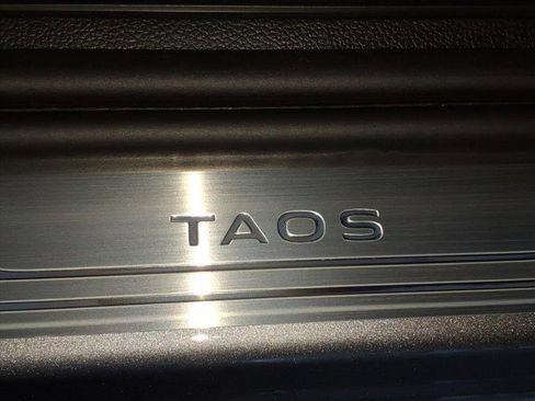 New 2025 Volkswagen Taos SEL image 12