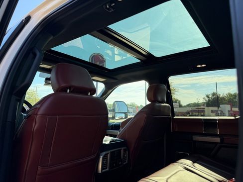 Used 2019 Ford F350 Platinum w/ Platinum Ultimate Package image 17