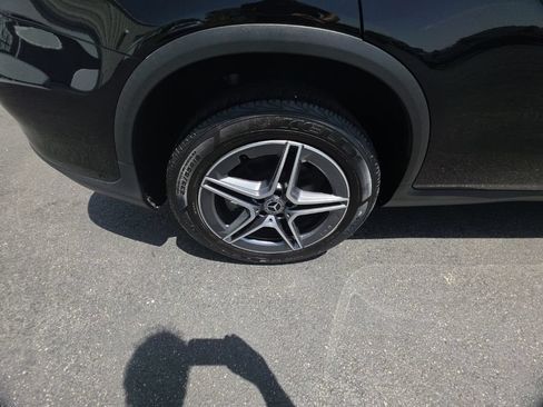 Used 2022 Mercedes-Benz GLC 300 4MATIC image 11