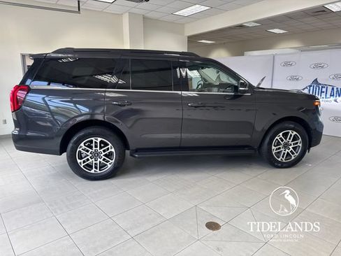 Certified 2025 Ford Expedition Active RWD image 10