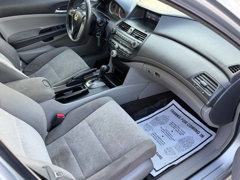 Used 2009 Honda Accord LX-P image 14
