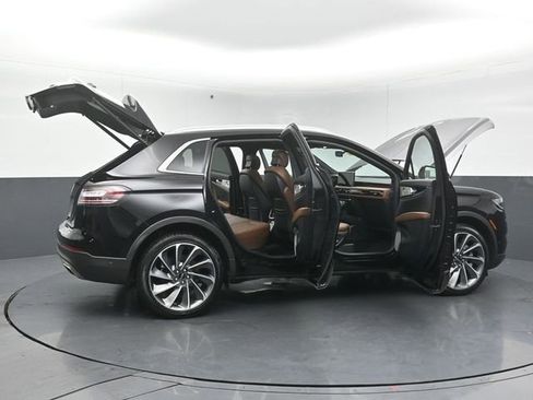 Certified 2023 Lincoln Nautilus Reserve w/ Equipment Group 202A image 61