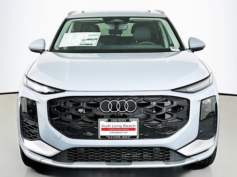 New 2026 Audi Q3 quattro 2.0T AWD/4WD image 2