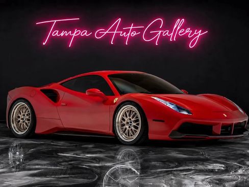 Used 2016 Ferrari 488 GTB RWD image 1