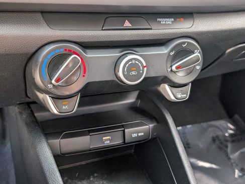 Used 2023 Kia Rio S image 21