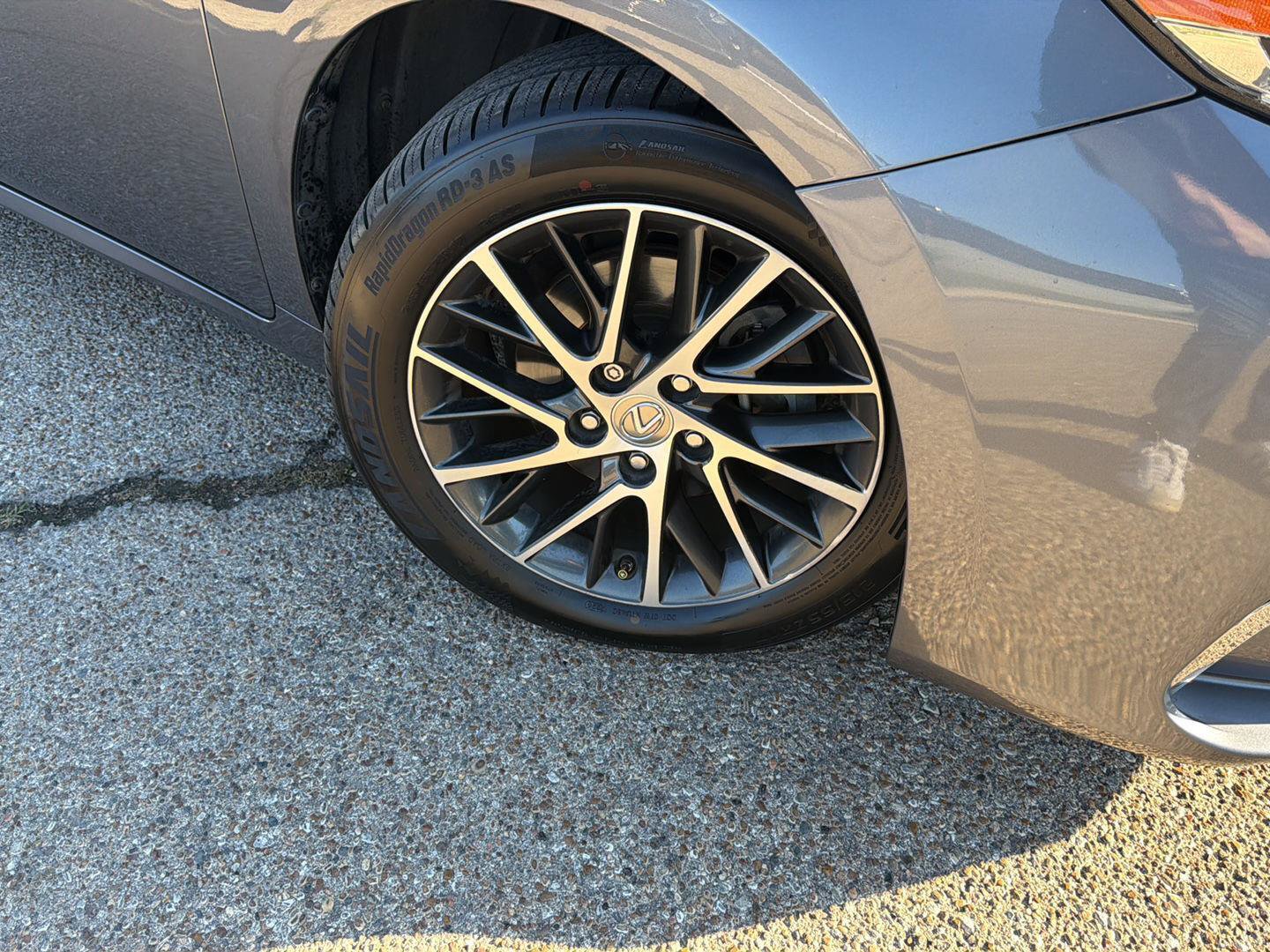 Used 2016 Lexus ES 350 w/ Premium Package w/Wood Trim FWD image 9