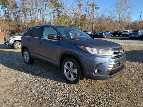 Used 2019 Toyota Highlander Limited image 7